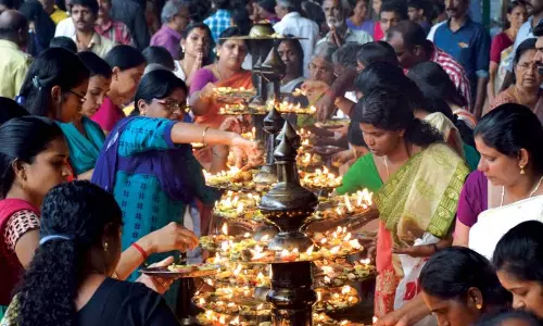 ആറ്റുകാല്‍ പൊങ്കാലക്കൊരുങ്ങി തിരുവനന്തപുരം  