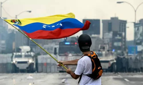 വെനസ്വേലയില് അമേരിക്ക സൈന്യത്തെ വിന്യസിക്കുന്നതിനെതിരെ റഷ്യ വെനസ്വേലയില് അമേരിക്ക സൈന്യത്തെ വിന്യസിക്കുന്നതിനെതിരെ റഷ്യ