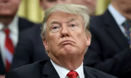 അടിയന്തരാവസ്ഥ പ്രഖ്യാപനം; ട്രംപിനെതിരെ നിയമ നടപടിക്കൊരുങ്ങി  ഗവര്‍ണര്‍മാര്‍