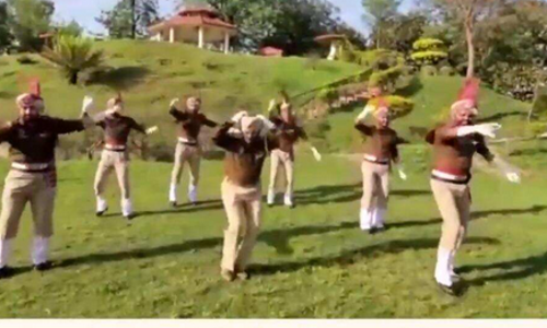 കൊറോണ ബോധവത്ക്കരണവുമായി പഞ്ചാബ് പൊലീസിന്റെ ഭംഗ്ര ഡാന്‍സ്