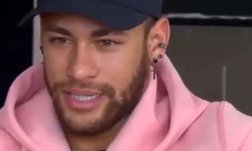 എപ്പോഴൊക്കെ സഹായം ആവശ്യം വന്നോ, പിന്തുണയുമായി മെസി എത്തി; വികാരാധീനനായി നെയ്മര്‍