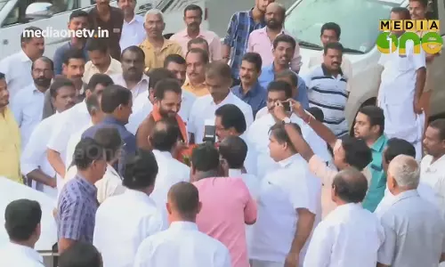 തെരഞ്ഞെടുപ്പിന് മുൻപേ വിജയമുറപ്പിച്ച ബി ജെ പി തെരഞ്ഞെടുപ്പിന് മുൻപേ വിജയമുറപ്പിച്ച ബി ജെ പി