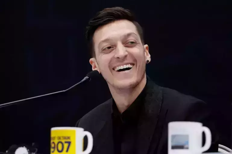 ജര്‍മന്‍ ടീമിലേക്കുള്ള തിരിച്ചുവരവ് പൂര്‍ണമായി തള്ളിക്കളഞ്ഞ് ഓസില്‍