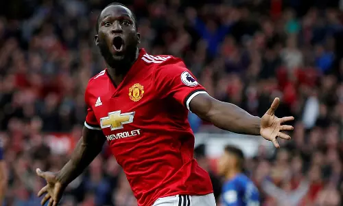 ഇംഗ്ലീഷ് പ്രീമിയര്‍ ലീഗില്‍ മാഞ്ചസ്റ്റര്‍ സിറ്റിക്കും മാഞ്ചസ്റ്റര്‍ യുണൈറ്റഡിനും ജയം