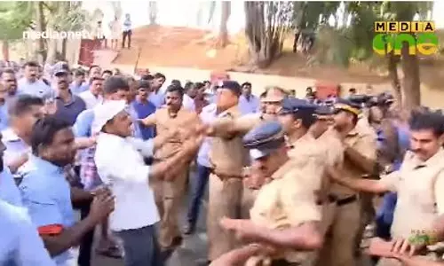 എം പാനൽ തൊഴിലാളികളുടേത് ഒരു ജീവൻ മരണ പോരാട്ടം എം പാനൽ തൊഴിലാളികളുടേത് ഒരു ജീവൻ മരണ പോരാട്ടം