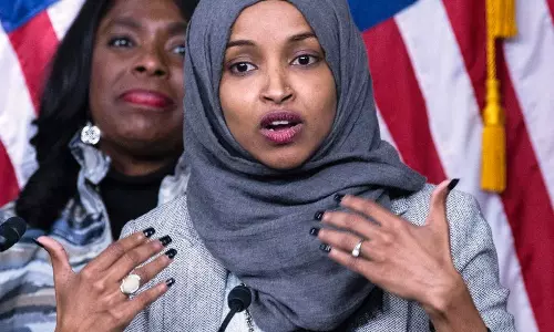 ഭീകരവാദിയായി ചിത്രീകരിച്ച പോസ്റ്റര്; രൂക്ഷ വിമര്ശനവുമായി ഇല്ഹാന് ഒമര് ഭീകരവാദിയായി ചിത്രീകരിച്ച പോസ്റ്റര്; രൂക്ഷ വിമര്ശനവുമായി ഇല്ഹാന് ഒമര്