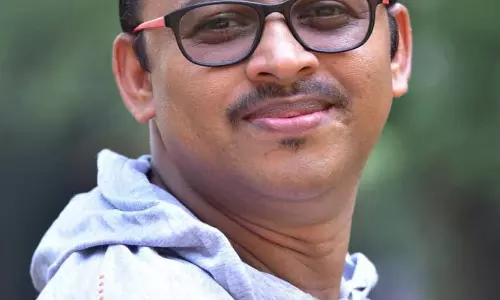 പത്മവ്യൂഹത്തിലെ അഭിമന്യുവിന്റെ വിശേഷങ്ങളുമായി സംവിധായകന്‍ വിനീഷ് ആരാധ്യ