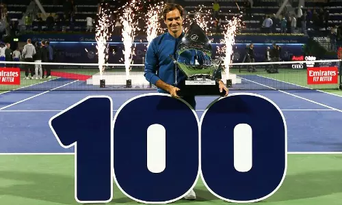 ഫെഡറര്‍ക്ക് സെഞ്ച്വറി; സ്വിസ് താരത്തെ വാഴ്‍ത്തി ടെന്നീസ് ലോകം