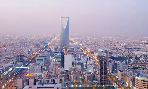 കോവിഡ് ലക്ഷണങ്ങളുള്ളവര്‍ക്ക് സ്വകാര്യ ആശുപത്രിയിലും ചികിത്സതേടാന്‍ സൗദിയുടെ അനുമതി