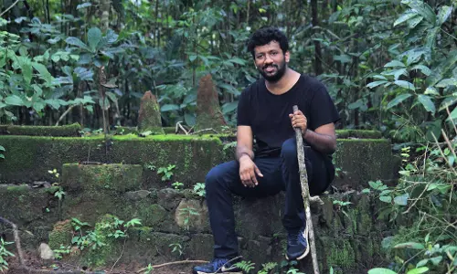 കാട്ടിലേക്കുള്ള ഓരോ യാത്രയും ഹരമാണ് ജംഷീറിന്; കടുവകളെ കുറിച്ചും കാടിനെയും കുറിച്ചും പഠിച്ചുകൊണ്ടിരിക്കുന്ന ജംഷീറിന്റെ വിശേഷങ്ങള്‍