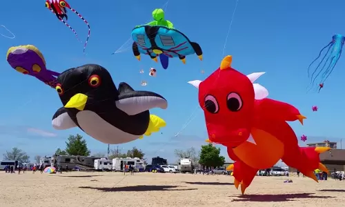 ദോഹയില്‍ രാജ്യാന്തര പട്ടം പറത്തല്‍ ഉത്സവം