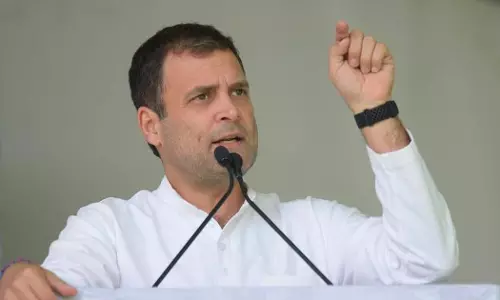 രാഹുലിന്റെ വയനാട് സ്ഥാനാര്ഥിത്വത്തില് തീരുമാനം നാളെയെന്ന് നേതാക്കള് രാഹുലിന്റെ വയനാട് സ്ഥാനാര്ഥിത്വത്തില് തീരുമാനം നാളെയെന്ന് നേതാക്കള്