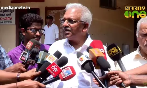 വടകരയിലെ ഒരോ വീടും ഇനി സി.പി.എമ്മിന്റെ നിരീക്ഷണത്തിലായിരിക്കും വടകരയിലെ ഒരോ വീടും ഇനി സി.പി.എമ്മിന്റെ നിരീക്ഷണത്തിലായിരിക്കും