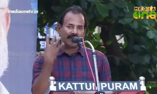 മേജര് രവിയായിരിക്കും എറണാകുളത്ത് എല്.ഡി.എഫിന് വേണ്ടി കാര്യമായി വെടിപൊട്ടിക്കുക മേജര് രവിയായിരിക്കും എറണാകുളത്ത് എല്.ഡി.എഫിന് വേണ്ടി കാര്യമായി വെടിപൊട്ടിക്കുക