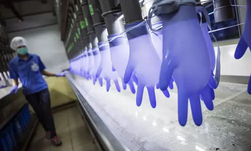 കോവിഡ്; ലോകത്ത് കെെയ്യുറക്ക് ആവശ്യക്കാരേറുന്നു