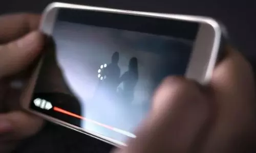 കോവിഡ് കാലത്ത് ഉപയോഗം കൂടി, ഇന്ത്യയിലെ ഇന്റര്നെറ്റ് വേഗത കുറഞ്ഞു കോവിഡ് കാലത്ത് ഉപയോഗം കൂടി, ഇന്ത്യയിലെ ഇന്റര്നെറ്റ് വേഗത കുറഞ്ഞു