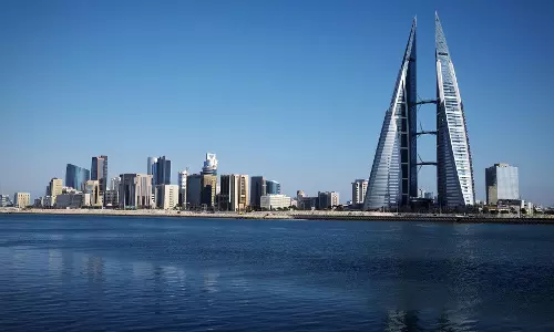 പ്രവാസികളെ പിഴിഞ്ഞ് മതിയാകാതെ വിമാനക്കമ്പനികള്‍