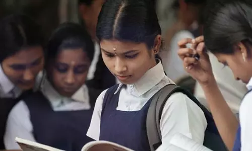 പരീക്ഷക്കിറങ്ങാന്‍ പേടിയാണോ?  