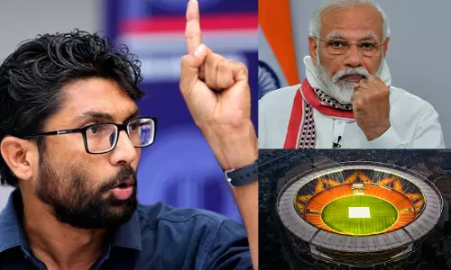 മൃഗങ്ങളോടും കഴുകന്‍മാരോടും മാപ്പ്, കൻകാരിയ മൃഗശാലയുടെ പേര് നരേന്ദ്ര മൃഗശാല എന്ന് മാറ്റണം; ജിഗ്‍നേഷ് മേവാനി