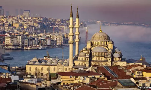 ചരിത്രമുറങ്ങുന്ന ഇസ്താംബൂളിന്റെ തീരങ്ങളില്‍ 