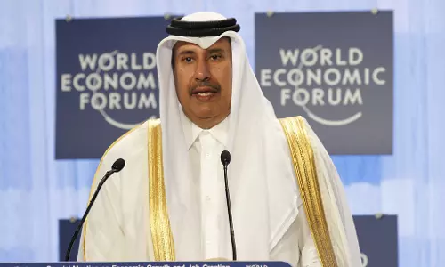 കോവിഡ് ദുരിതം: ജി.സി.സി നേതാക്കള് ഭിന്നത മറന്ന് ഒരുമിക്കണമെന്ന് ഖത്തര് മുന് പ്രധാനമന്ത്രി കോവിഡ് ദുരിതം: ജി.സി.സി നേതാക്കള് ഭിന്നത മറന്ന് ഒരുമിക്കണമെന്ന് ഖത്തര് മുന് പ്രധാനമന്ത്രി