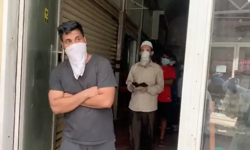 ‘പ്രവാസികളെ സൗജന്യമായി നാട്ടിലെത്തിക്കണം’