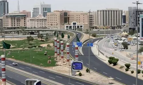 സൗദിയില്‍ ഏകീകൃത പാസ്  ഇന്ന് മുതൽ; ലേബർ ക്യാമ്പുകളിലെ തൊഴിലാളികളെ മാറ്റിപാർപ്പിക്കുന്നു