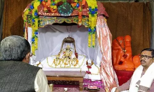 അയോധ്യയില്‍ രാംലല്ല വിഗ്രഹത്തെ മാറ്റി സ്ഥാപിക്കാനുള്ള പൂജകള്‍ ആരംഭിച്ചു