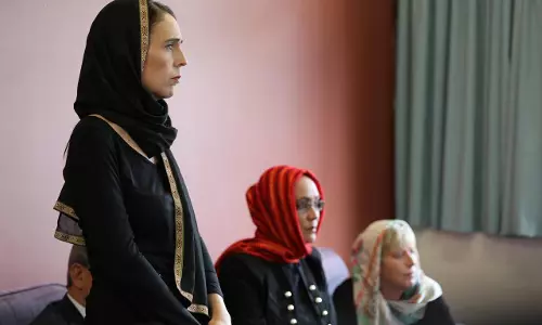 വെള്ളിയാഴ്ച്ചയിലെ ബാങ്കുവിളി ന്യൂസിലാന്റ് ടി.വിയിലൂടെയും റേഡിയോയിലൂടെയും പ്രക്ഷേപണം ചെയ്യുമെന്ന് പ്രധാനമന്ത്രി ജസിന്ഡ ആർഡൻ വെള്ളിയാഴ്ച്ചയിലെ ബാങ്കുവിളി ന്യൂസിലാന്റ് ടി.വിയിലൂടെയും റേഡിയോയിലൂടെയും പ്രക്ഷേപണം ചെയ്യുമെന്ന് പ്രധാനമന്ത്രി ജസിന്ഡ ആർഡൻ