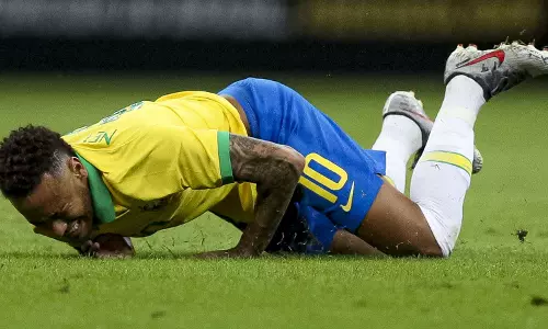 നെയ്മറിന് പരിക്ക്; കോപ്പ അമേരിക്ക നഷ്ടമായേക്കും