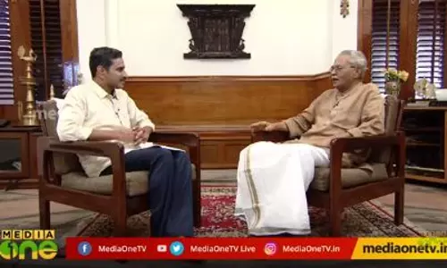 കുമാരനാശാനെ കുറിച്ചുള്ള സിനിമയുടെ വിശേഷങ്ങളുമായി കെപി കുമാരന്‍ 