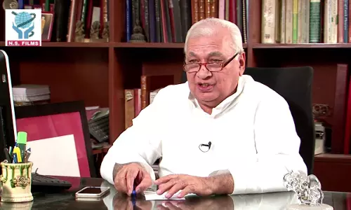 മുന്‍മന്ത്രിമാര്‍ക്കെതിരായ വിജിലന്‍സ് അന്വേഷണം; ഗവര്‍ണര്‍ വിജിലന്‍സ് ഡയറക്ടറെ വിളിച്ചു വരുത്തും