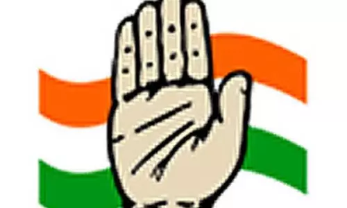 സ്ഥാനാര്‍ഥി ചിത്രം തെളിയും മുമ്പെ ഇടുക്കി മണ്ഡലത്തില്‍ ചുവരെഴുത്തുമായി കോണ്‍ഗ്രസ്