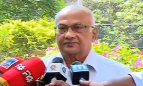 രാഹുലിന്റെ വയനാട്ടിലെ സ്ഥാനാര്ഥിത്വത്തിന് വലിയ രാഷ്ട്രീയ മാനമുണ്ടെന്ന് സി.പി.എം രാഹുലിന്റെ വയനാട്ടിലെ സ്ഥാനാര്ഥിത്വത്തിന് വലിയ രാഷ്ട്രീയ മാനമുണ്ടെന്ന് സി.പി.എം