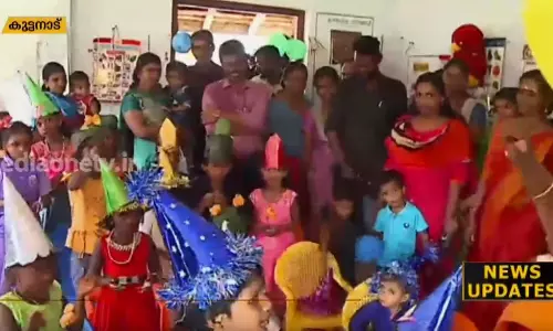 അതിജീവനത്തിന്റെ പാഠവുമായി കുട്ടനാട്ടില്‍ പ്രവേശനോത്സവം