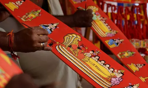 അനന്തപത്മനാഭന് തിരുവോണ നാളില്‍ സമര്‍പ്പിക്കാന്‍ ഓണവില്ലൊരുങ്ങുന്നു 