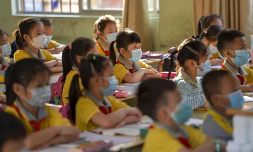 കോറോണ എങ്ങോട്ടും പോയില്ല; പക്ഷേ, ജര്‍മനിയില്‍ സ്കൂളുകള്‍ തുറന്നു