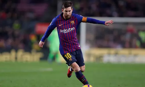 ഫുട്ബോള്‍ ലോകം വീണ്ടും ക്ലബ് പോരാട്ടങ്ങളുടെ ചൂടിലേക്ക്