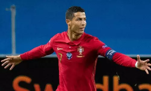 രാജ്യാന്തര ജഴ്സിയില്‍ 100 തികച്ച് റൊണോ