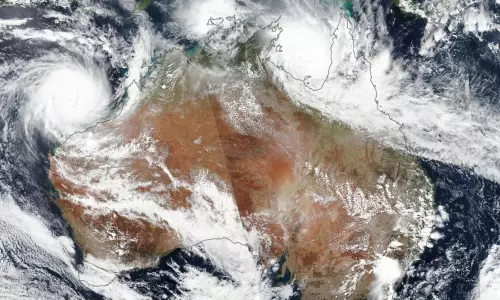 വെറോനിക്ക ചുഴലിക്കാറ്റ്; ആസ്ട്രേലിയയുടെ വടക്ക് പടിഞ്ഞാറന് തീരമേഖല ജാഗ്രതയില് വെറോനിക്ക ചുഴലിക്കാറ്റ്; ആസ്ട്രേലിയയുടെ വടക്ക് പടിഞ്ഞാറന് തീരമേഖല ജാഗ്രതയില്