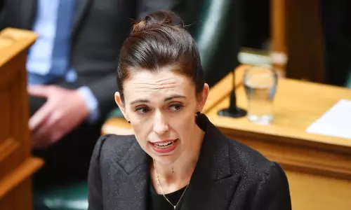 ന്യൂസിലാന്റ് പ്രധാനമന്ത്രി ജസിന്ഡ ആർഡന് വധഭീഷണി; പൊലീസ് അന്വേഷണം ആരംഭിച്ചു ന്യൂസിലാന്റ് പ്രധാനമന്ത്രി ജസിന്ഡ ആർഡന് വധഭീഷണി; പൊലീസ് അന്വേഷണം ആരംഭിച്ചു