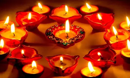 ദീപാവലി ആഘോഷങ്ങളുടെ നിറവില്‍ ഉത്തരേന്ത്യ