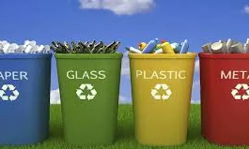 ആക്രി ഡോട്ട് കോം; പ്ലാസ്റ്റിക് മാലിന്യം വീട്ടിലെത്തി ശേഖരിക്കും 