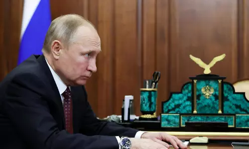 റഷ്യ കൊറോണയെ പിടിച്ചുകെട്ടിയോ? പുടിന്റെ കണക്കുകള്‍ വിശ്വസിക്കാമോ?