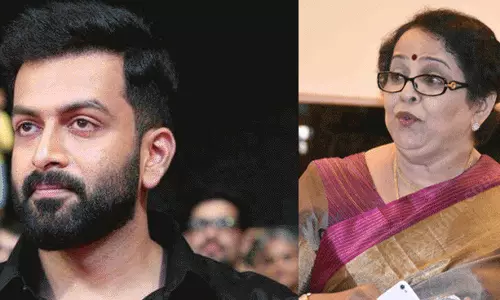 രാജുവിന്റെ സംവിധാനം; ലൂസിഫറിനെ കുറിച്ച് അമ്മ മല്ലിക പറയുന്നു