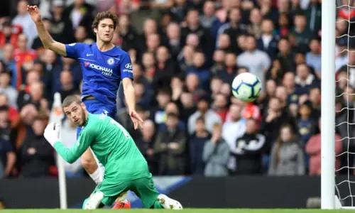 പ്രീമിയര് ലീഗ്; യുണൈറ്റഡിന്റെ പ്രതീക്ഷ അസ്തമിക്കുന്നു പ്രീമിയര് ലീഗ്; യുണൈറ്റഡിന്റെ പ്രതീക്ഷ അസ്തമിക്കുന്നു