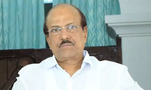 രാഹുലിന്റെ സ്ഥാനാര്ഥിത്വം: എത്രയും വേഗം തീരുമാനമുണ്ടാകുന്നതാണ് നല്ലതെന്ന് കുഞ്ഞാലിക്കുട്ടി രാഹുലിന്റെ സ്ഥാനാര്ഥിത്വം: എത്രയും വേഗം തീരുമാനമുണ്ടാകുന്നതാണ് നല്ലതെന്ന് കുഞ്ഞാലിക്കുട്ടി