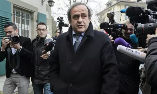 മുന്‍ യുവേഫ പ്രസിഡന്റ് മിഷേല്‍ പ്ലാറ്റീനിയെ അറസ്റ്റ് ചെയ്തു