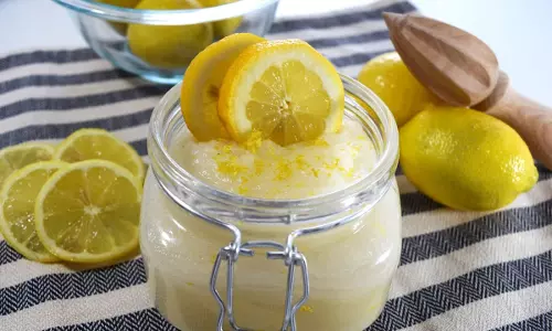 അല്‍പം നാരങ്ങയും പഞ്ചസാരയുമുണ്ടെങ്കില്‍ കൈവിരലുകള്‍ മനോഹരമാക്കാം