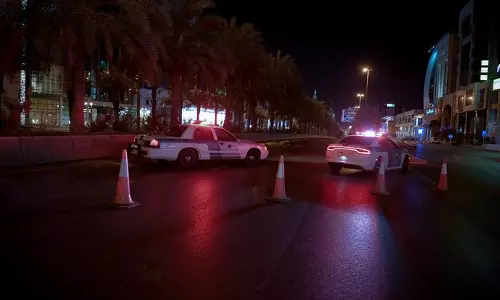 സൗദിയില്‍ റിയാദുള്‍പ്പെടെ മൂന്നിടങ്ങളില്‍ മൂന്നു മണി മുതല്‍ കര്‍ഫ്യൂ; പ്രവിശ്യകള്‍ തമ്മിലുള്ള യാത്രക്ക് നിരോധനം 